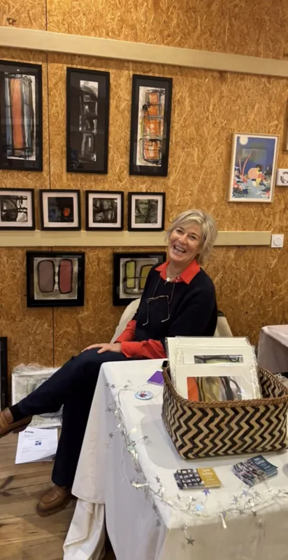 Agnès Guédeu sur son stand d'exposition
